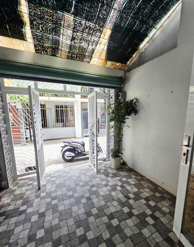 Bán căn nhà 3 tầng kiên cố tại khóm quốc tuấn, phường trung tâm nha trang