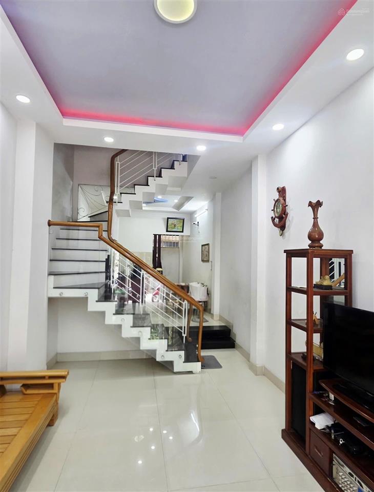 Bán căn nhà 3 tầng kiên cố tại khóm quốc tuấn, phường trung tâm nha trang