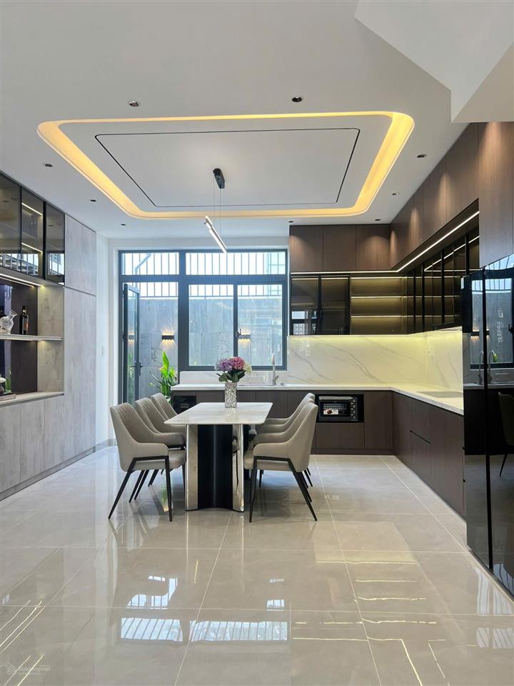 8,6 tỷ giá tốt nhà đẹp đường thông số 97 gói 5 mỹ gia thái hưng