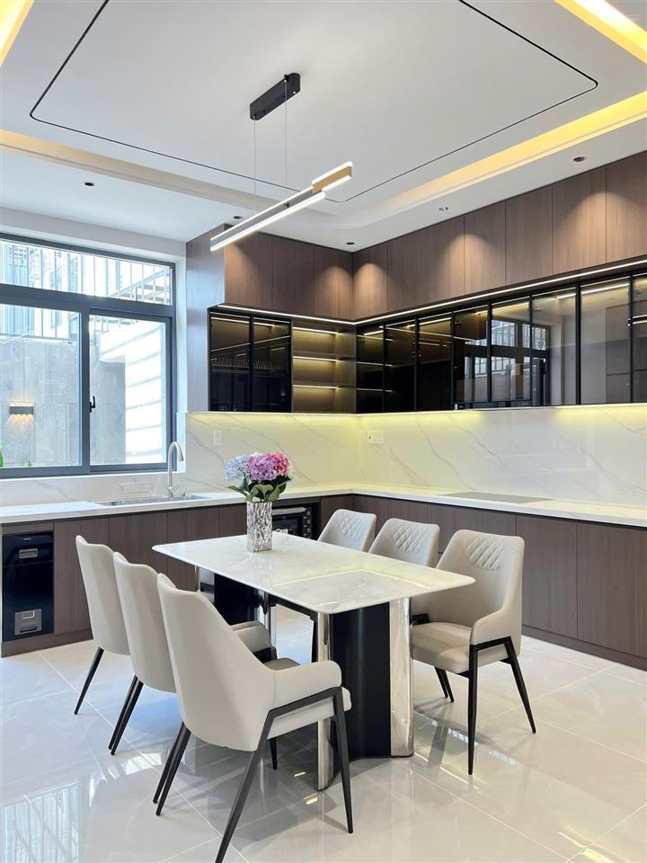 8,6 tỷ giá tốt nhà đẹp đường thông số 97 gói 5 mỹ gia thái hưng