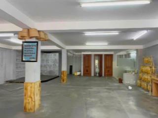 Cần bán nhà mặt tiền âu cơ, vị trí đẹp trung tâm nha trang (chiều ngang 9m)