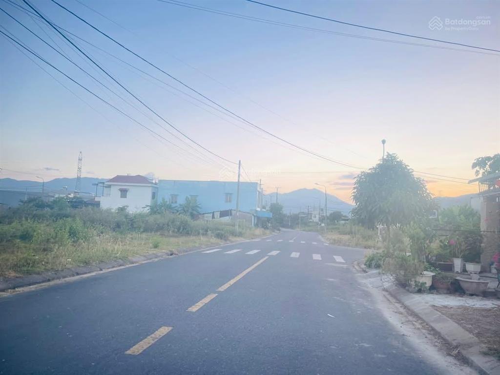 Em nắm chắc chủ cần bán hòa liên 3 đường 7 m đường ngô miễn hướng đông nam lô sạch sẽ giá 2tỷ83