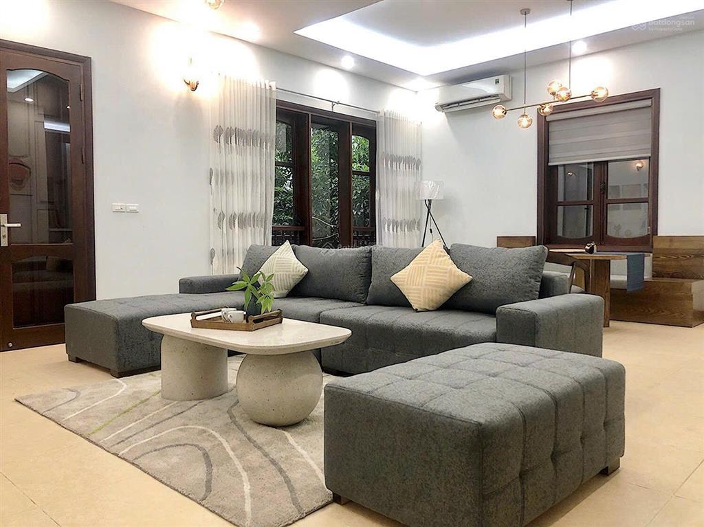 Căn bt ba thoáng, dt khủng 295m2  mt 11m, đường oto tránh, giá 85 tỷ!