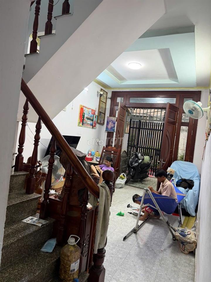 Nha ban Tan Thoi Hiệp