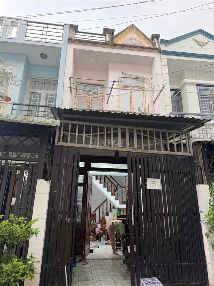 Nha ban Tan Thoi Hiệp