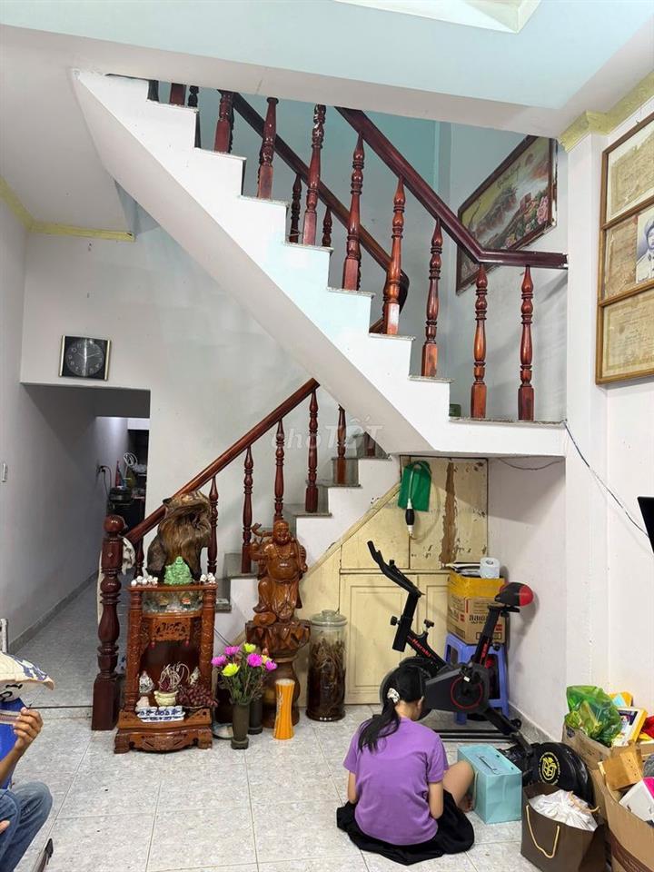Nha ban Tan Thoi Hiệp