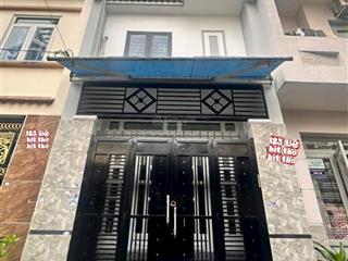 Nhà 1 sẹc 6m khu nhà lầu đường lê văn quới 3 lầu  4pn giá 5.8 tỷ