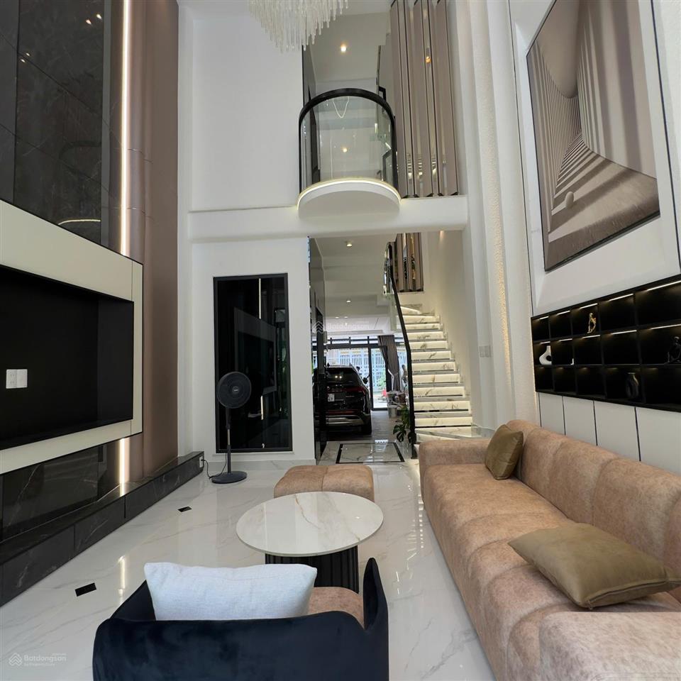 Siêu phẩm 4 lầu nhà phố thang máy 450kg đường mã lò  hương lộ 2 gần bệnh viện bình tân 4x16m