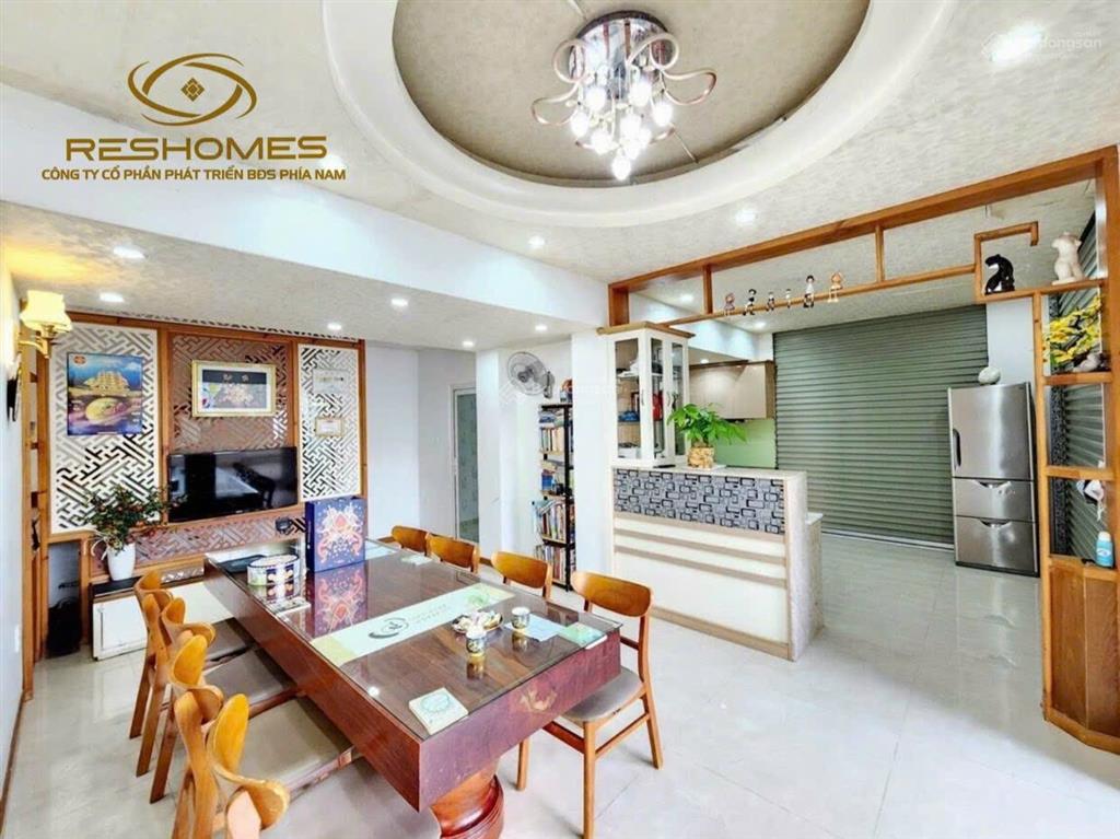  cho thuê siêu biệt thự 4 tầng dt  1.300m2 vị trí  bờ kè mặt tiền sông đồng nai