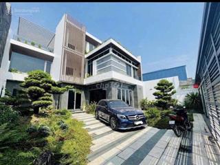 Cho thuê biệt thự sân vườn đẳng cấp tại phường trảng dài  tp đồng nai . dt hơn 1000m2
