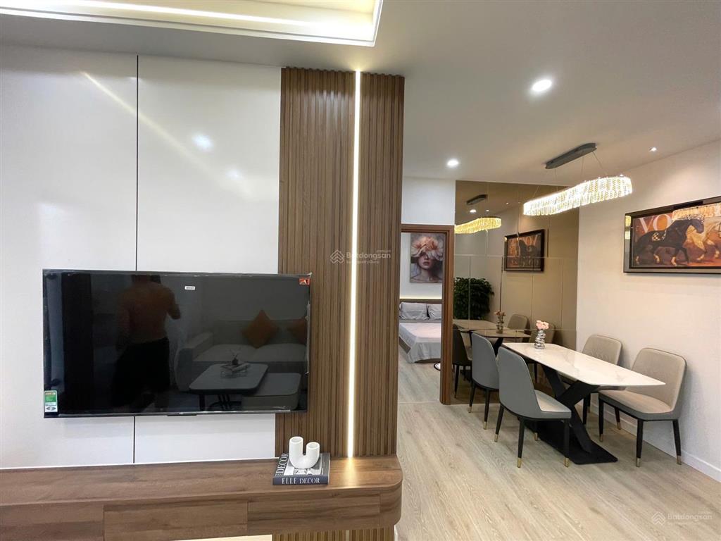 Cần bán căn góc thương mại chung cư ssh08 view biển!