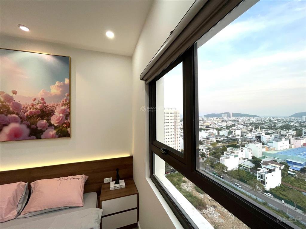 Cần bán căn góc thương mại chung cư ssh08 view biển!