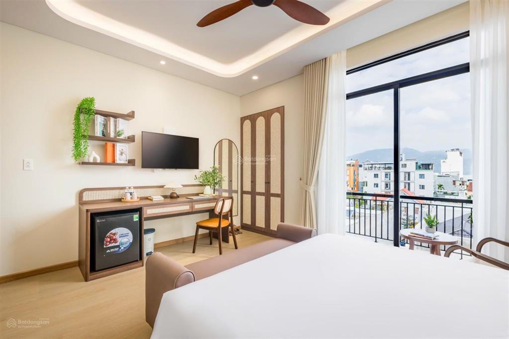 Chính chủ bán tòa căn hộ dịch vụ gần biển mỹ khê  10 phòng  sơn trà  giảm 1 tỷ chỉ còn 23 tỷ