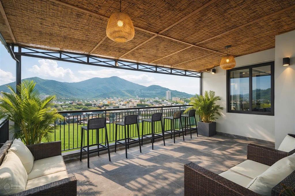 Chính chủ bán tòa căn hộ dịch vụ gần biển mỹ khê  10 phòng  sơn trà  giảm 1 tỷ chỉ còn 23 tỷ