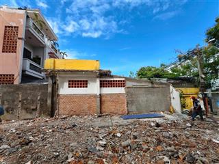 Cần nhà bán nhà mt hẻm 91 hòa hưng q. 10. dt 13.5x26m. giá bán 65 tỷ bớt lộc