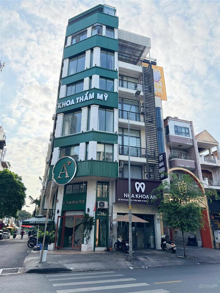 Bán nhà mt đường sư vạn hạnh. p12. q10. dt 4,1 x 26m cn 104m2 trệt 5 lầu mới  hđt 110tr/tháng