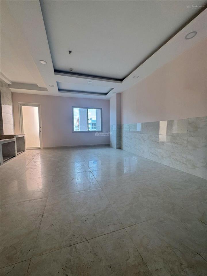 Bán nhà mặt tiền 237 lý thái tổ, p9, q10. dt 5,65m x 18m  hầm 7 tầng đơn giá rẻ 43 tỷ