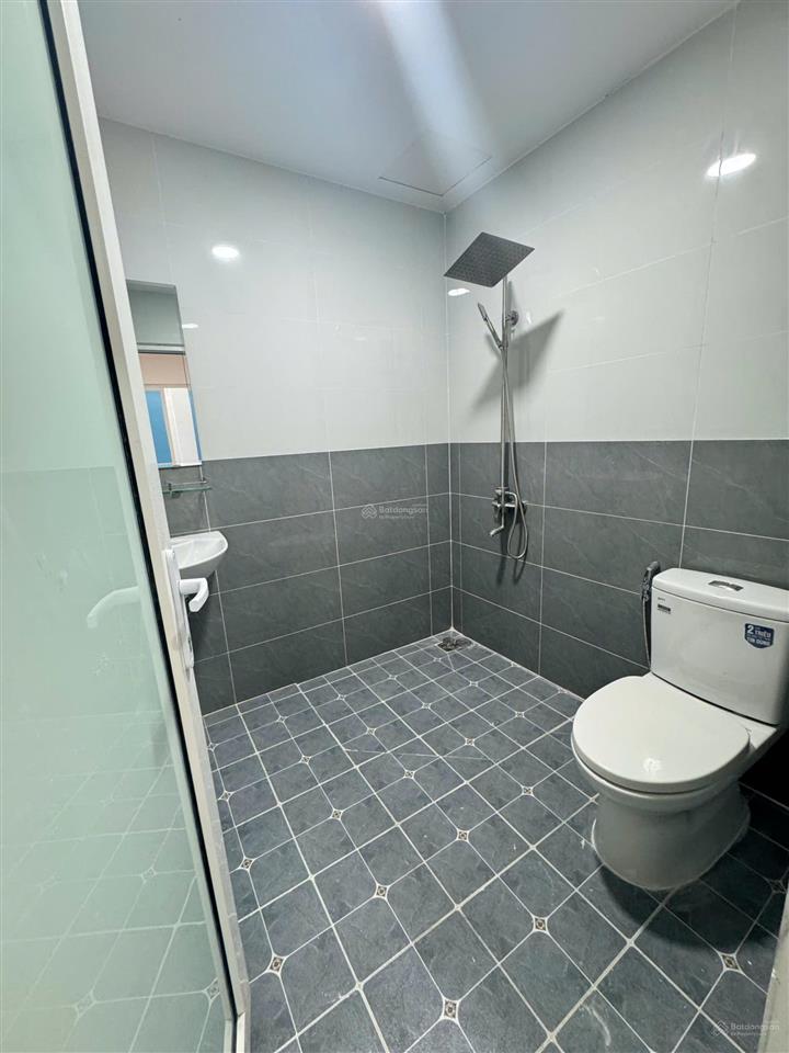 Bán nhà mặt tiền 237 lý thái tổ, p9, q10. dt 5,65m x 18m  hầm 7 tầng đơn giá rẻ 43 tỷ