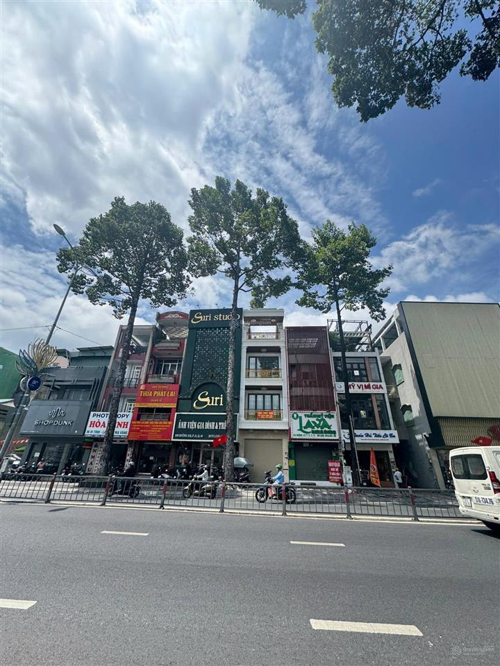 Cho thuê nhà mt đường 3 tháng 2, q10. (4x30m) trệt 3 lầu st tm nhà mới 100%