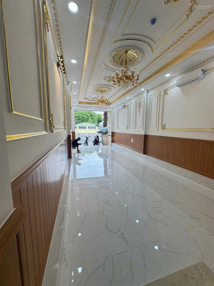 Cho thuê nhà mt đường 3 tháng 2, q10. (4x30m) trệt 3 lầu st tm nhà mới 100%