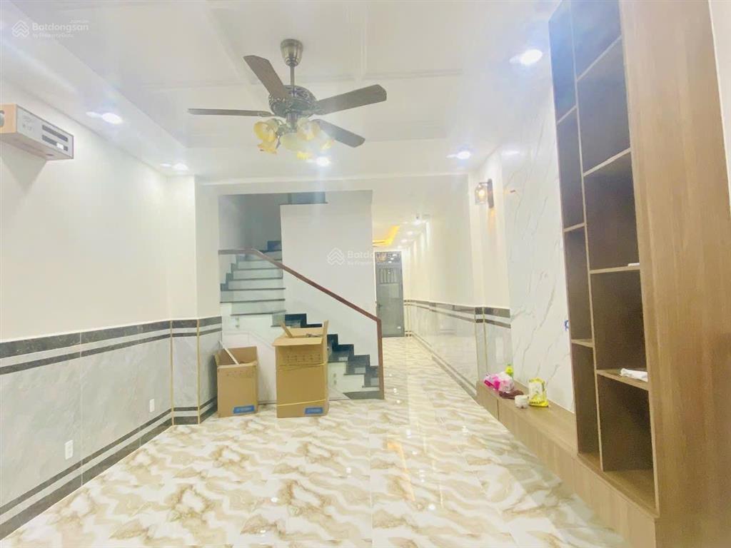 Cho thuê biệt thự đông hưng residences dĩ an, 16 triệu, dtsd 210m2, uy tín