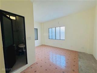 Cho thuê nhà 4 tầng mt đường hoàng diệu  ngang 6m2, nhà mới đẹp, nhận diện thương hiệu