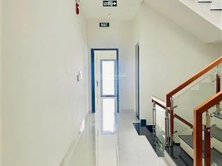 Cho thuê nhà 5 tầng mới đường 30/4 có thang máy, điều hòa, hệ thống phòng cháy đầy đủ