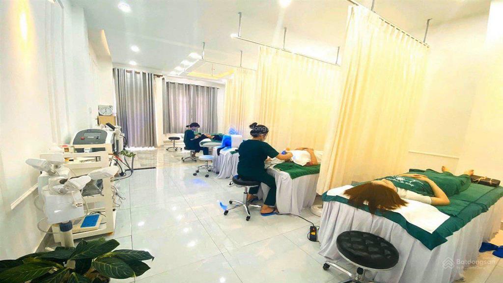 Cho thuê nhà 5.5 tầng đường hàm nghi, thang máy, hệ thống phòng cháy đầy đủ, nhà mới
