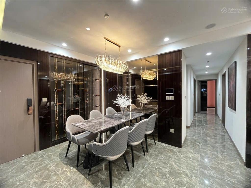 Cần bán nhanh căn hộ 2 phòng ngủ + 1 phòng ngủ kepler land