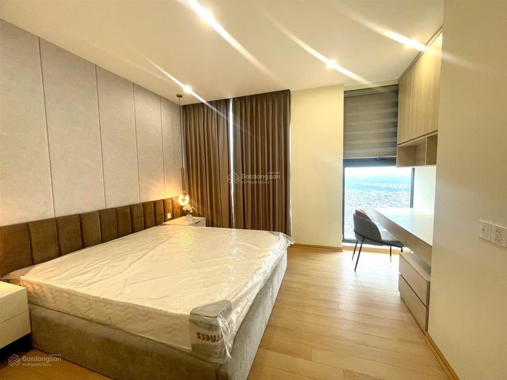 Cần bán căn 4 phòng ngủ chung cư euroland tsq