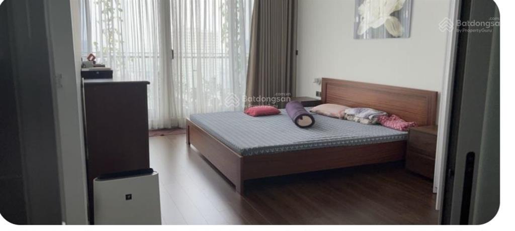 Bán căn hộ 3 phòng ngủ chung cư tsq, ban công đông nam