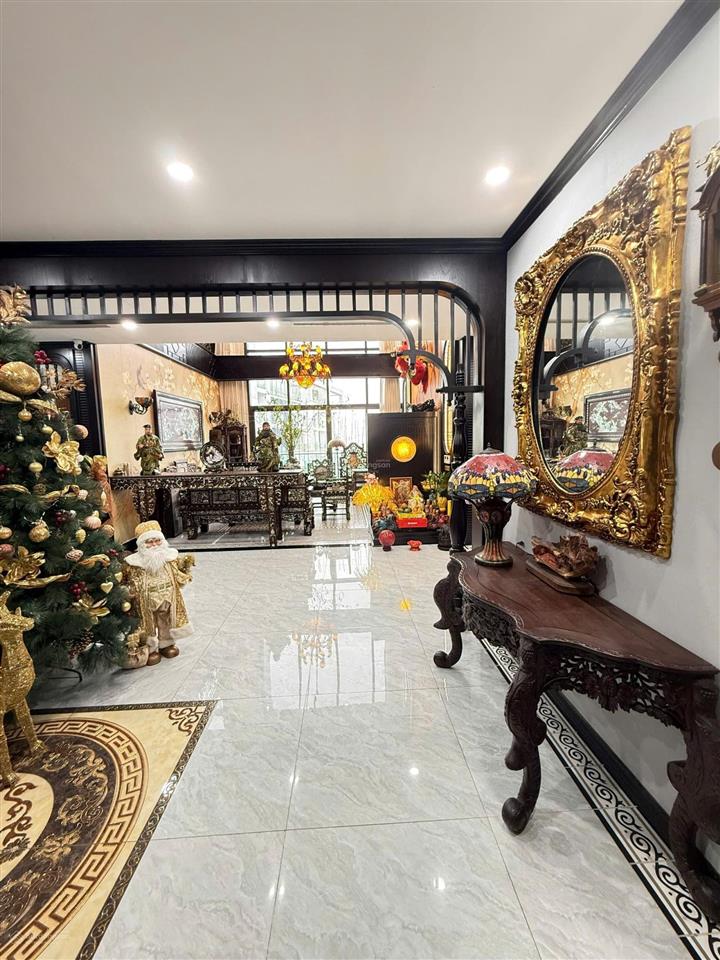 Chính chủ cần bán nhanh căn hộ penthouse tòa euroland tsq
