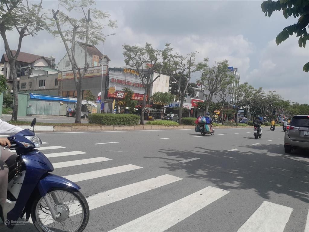 Nhà 76m2 thổ cư khu trần não, dân trí cao, hơn 9 tỷ