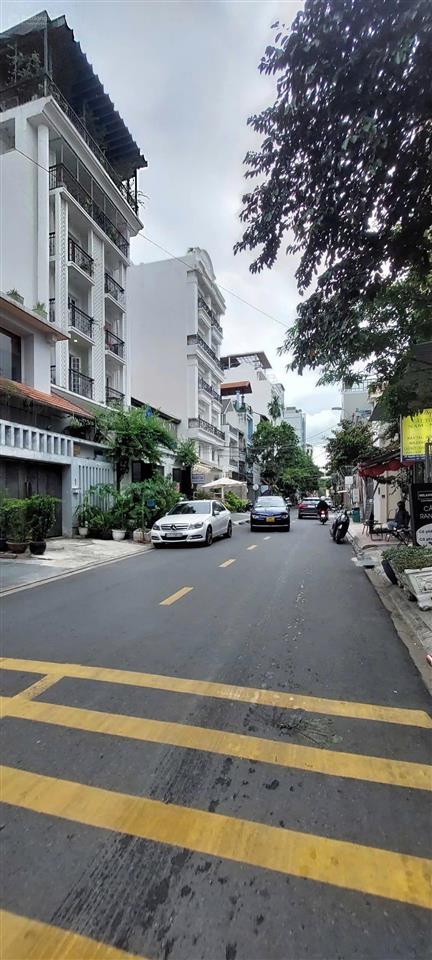 Biệt thự nguyễn bá huân, 7,5 x 27,5m, 3 lầu giá 36,5 tỷ