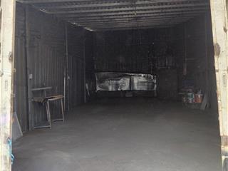 Cho thuê nhà 100 m vuong 4 tr đien 3 pha . đường xe tải vào đuoc . cách quách đieu 700m0936 945 ***