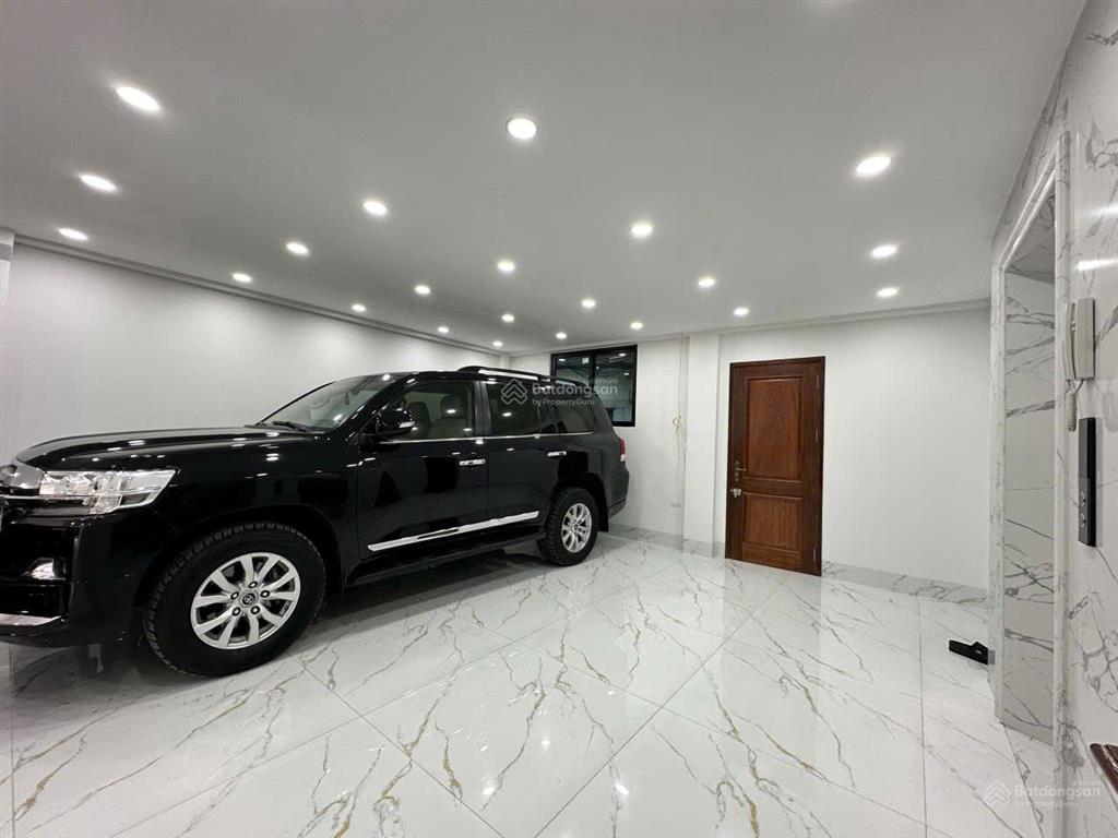 Nhà 80m2 phố tân mai, 7 tầng xây mới, thang máy ô tô vào nhà, 2 mặt ngõ trước sau  0984 182 ***