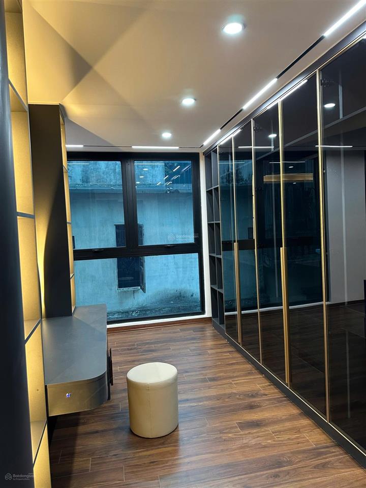 Bán nhà phân lô đền lừ, ô tô tránh 55m2 xây mới 6 tầng thang máy.