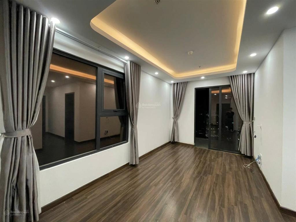 Căn hộ thông minh tòa lotus có 2pn và 2 lô gia view đẹp, đã có nội thất gắn tường, giá chỉ 7tr