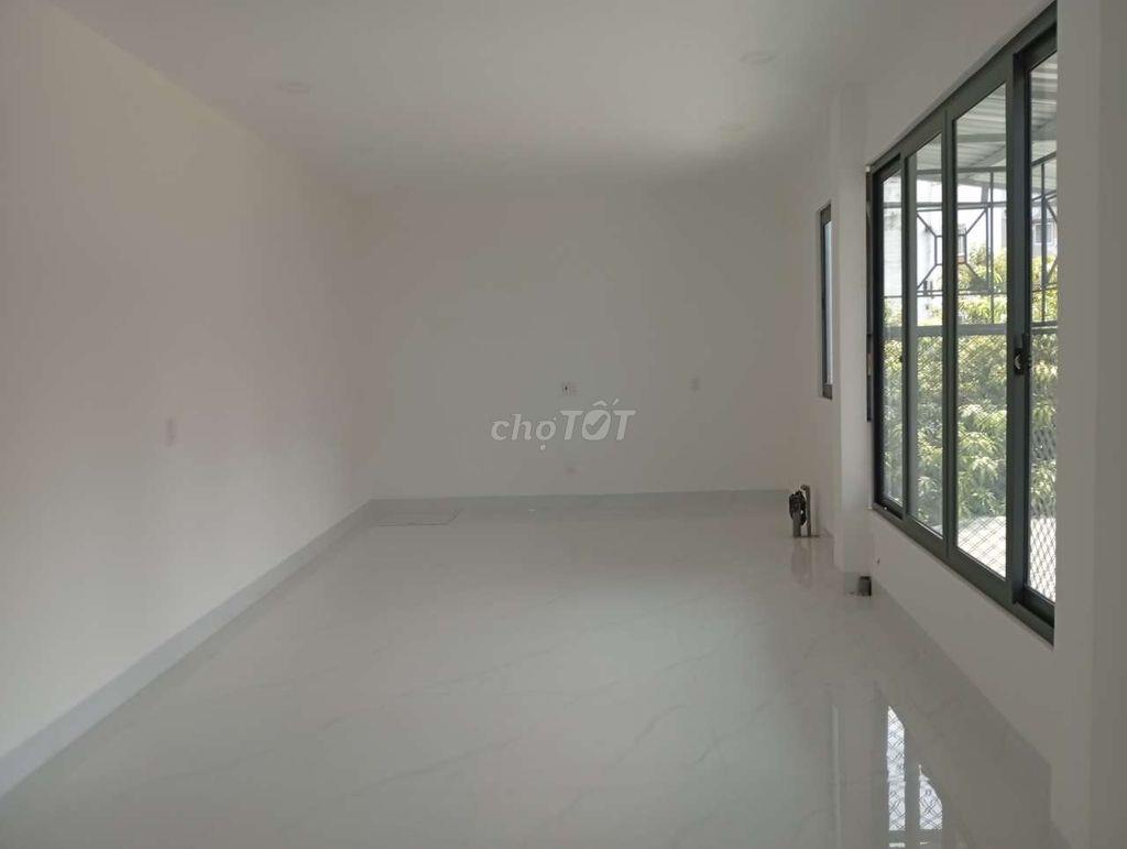 Cho thuê Nhà lầu 2, Mặt tiền Trần Hưng Đạo, Q1