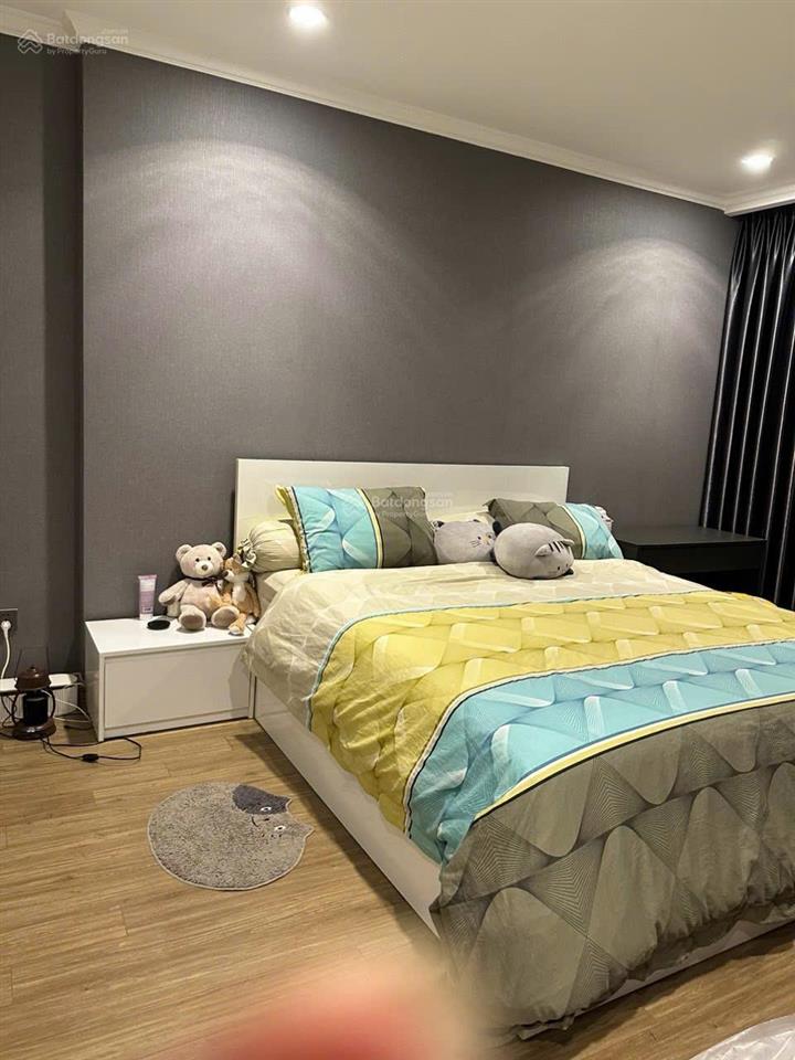 Vcp bán 3pn 126m2  l1.07, view l81, full nội thất cao cấp, giá 20.6 tỷ net