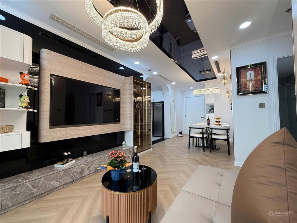 Vcp bán 2pn landmark plus  09, full nội thất luxury, giá 11,7 tỷ