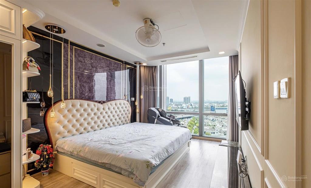 Bán 3pn tòa landmark 81  view công viên, căn góc dt 109m2. sổ hồng, giá 28 tỷ