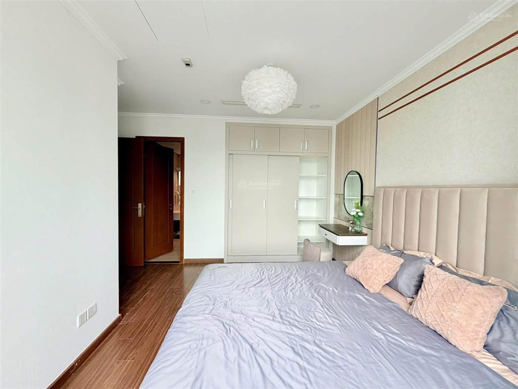 Vcp bán 3pn landmark plus căn 12, dt 110m2, shr, giá 14 tỷ