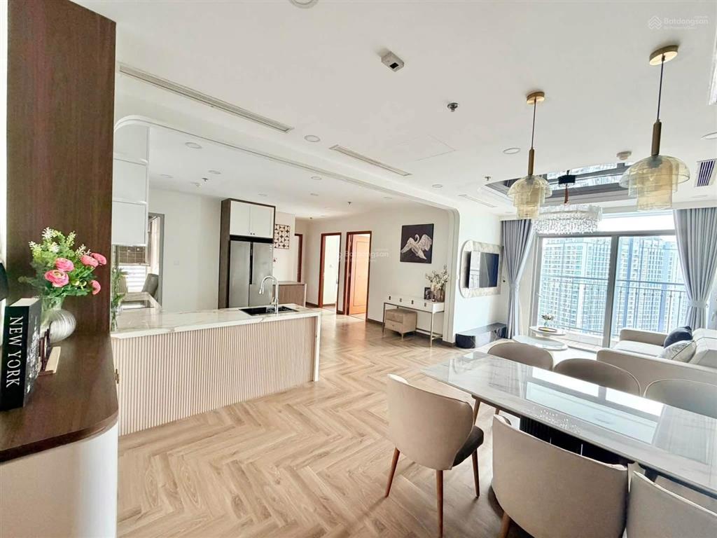 Vcp bán 3pn landmark plus căn 12, dt 110m2, shr, giá 14 tỷ