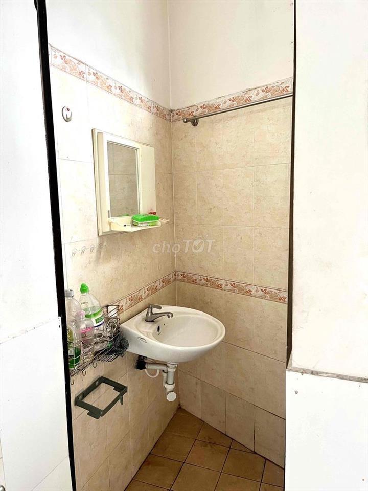 PHÒNG TRỌ GẦN SÂN BAY ĐƯỜNG BẠCH ĐẰNG GIỜ GIẤC TỰ DO