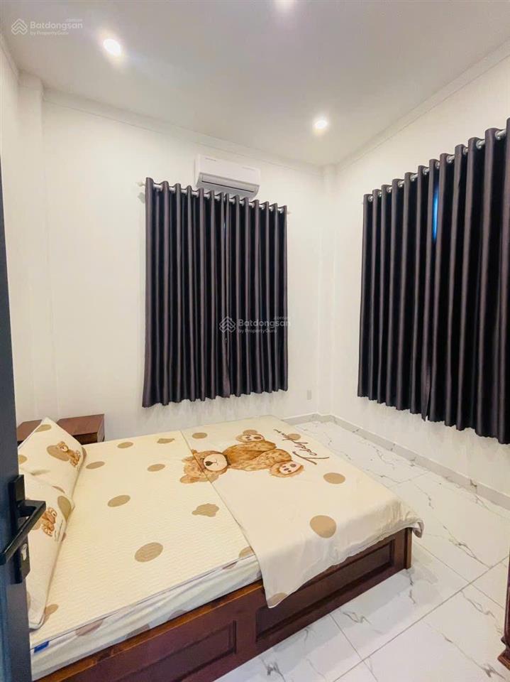 Cho thuê biệt thự villa sân vườn 1050m2 5 phòng ngủ phường tân an  thủ dầu một view sông sài gòn