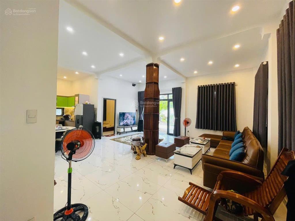 Cho thuê biệt thự villa sân vườn 1050m2 5 phòng ngủ phường tân an  thủ dầu một view sông sài gòn