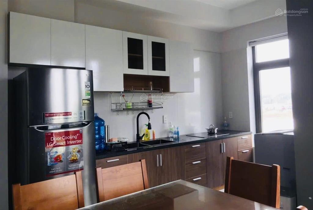 Cho thuê tòa nhà 10 phòng full nội thất gần vòng xoay bảy mẫu trung tâm tp. mới bình dương