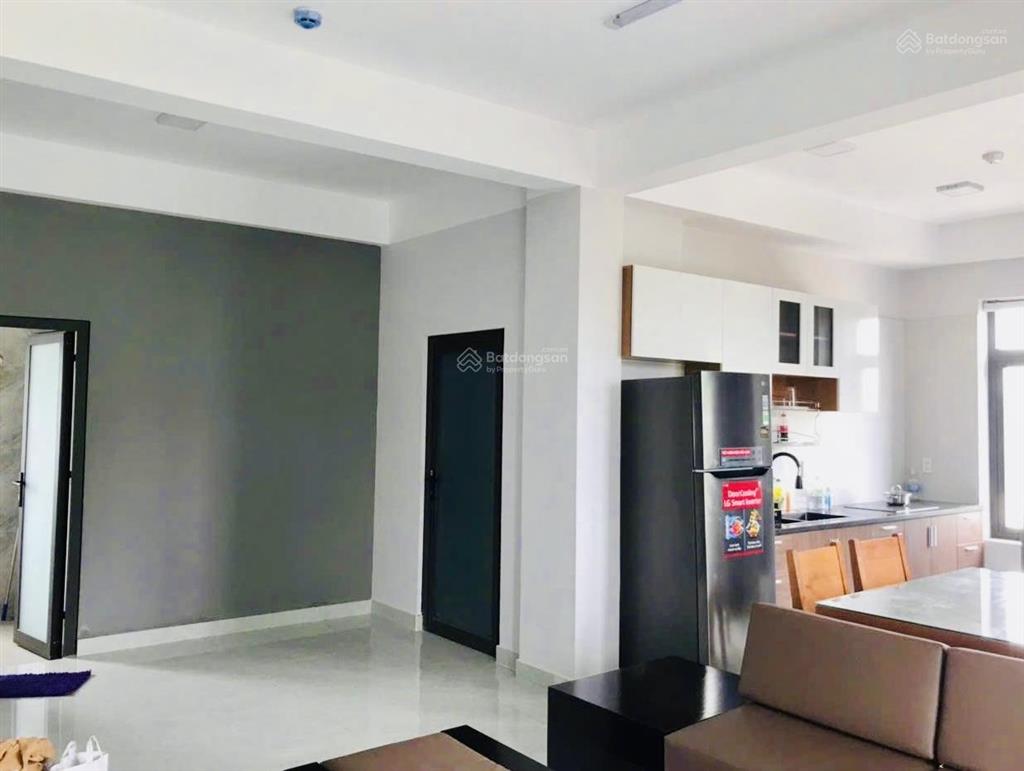 Cho thuê tòa nhà 10 phòng full nội thất gần vòng xoay bảy mẫu trung tâm tp. mới bình dương