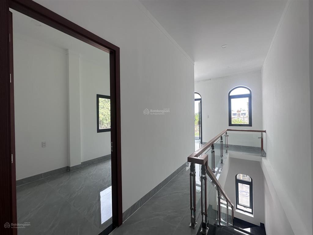 Cho thuê nhà mới 100% 3phòng ngủ phú mỹ gần siêu thị aeon mail tp. mới bình dương